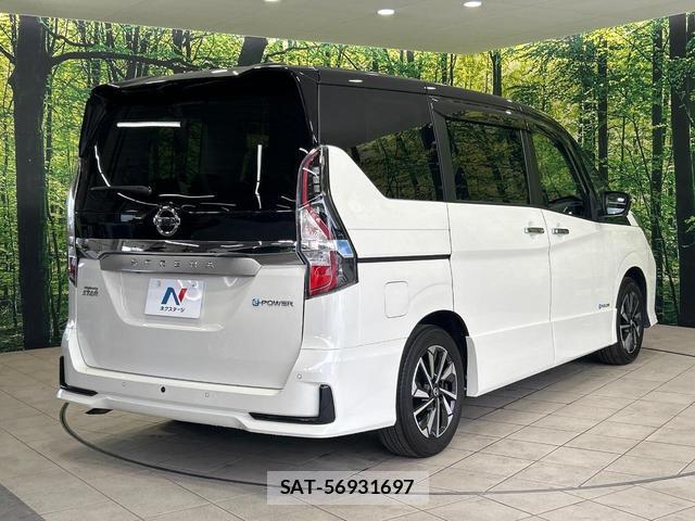 Nissan SERENA 2022-02 8360916-17