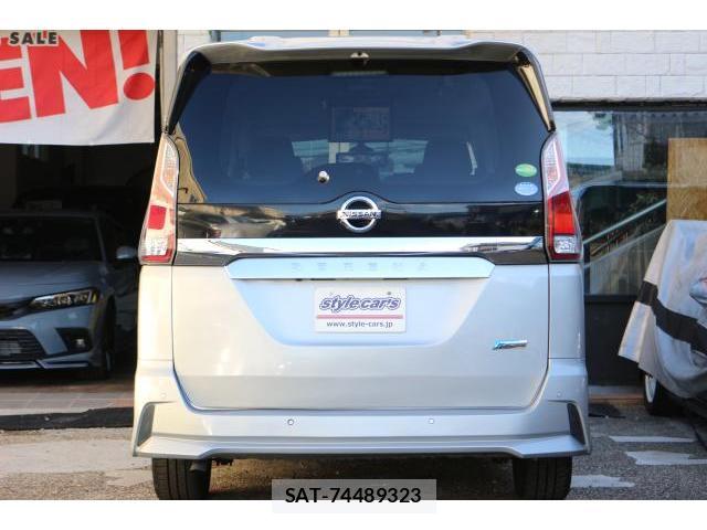 Nissan SERENA 2018-10 8360955-1