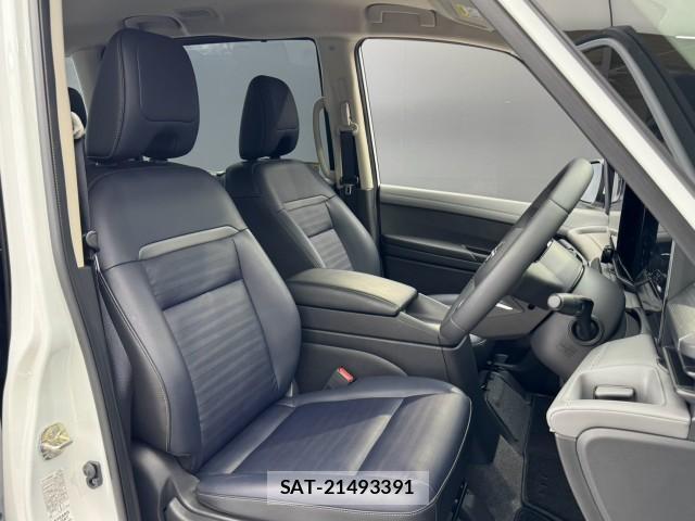 Nissan SERENA 2025-03 8361423-13