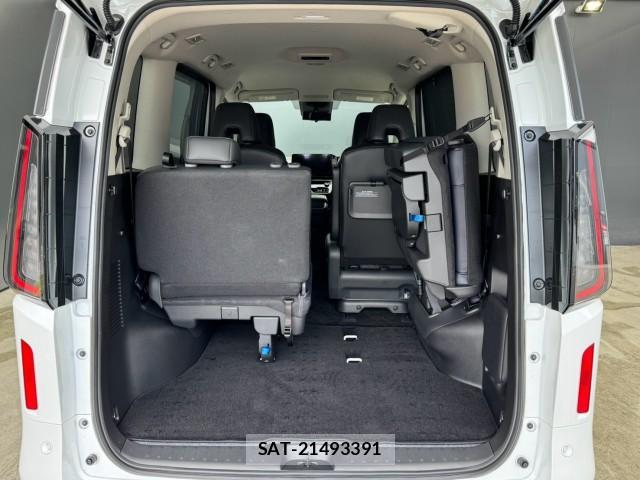 Nissan SERENA 2025-03 8361423-19