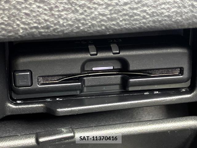 Nissan SERENA 2021-09 8361466-8