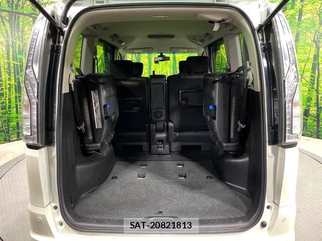 Nissan SERENA 2015-07 8361537-11
