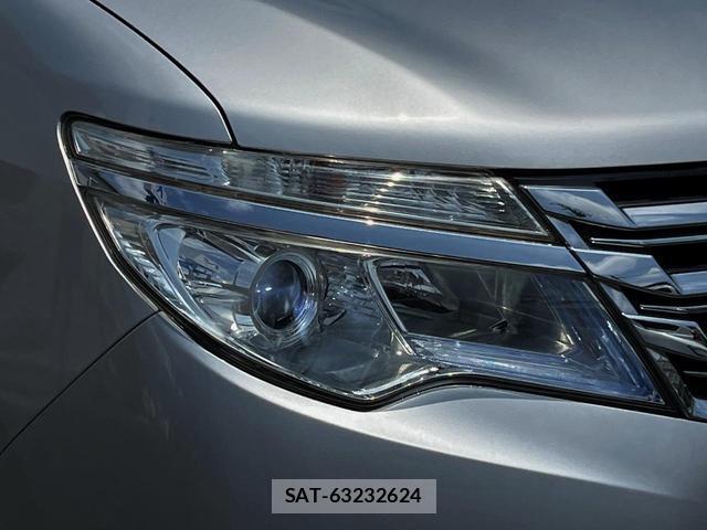 Nissan SERENA 2016-02 8361548-14