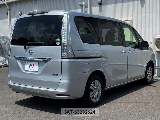 Nissan SERENA 2016-02 8361548-19