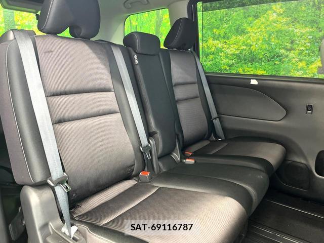 Nissan SERENA 2017-03 8361549-9