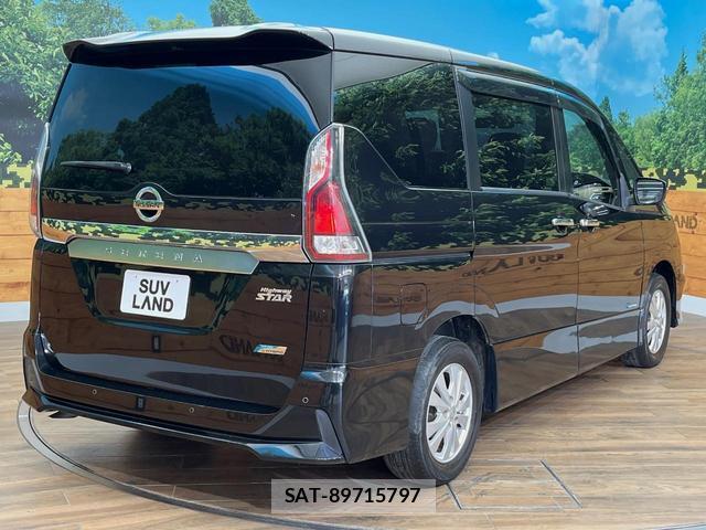 Nissan SERENA 2017-09 8361664-17