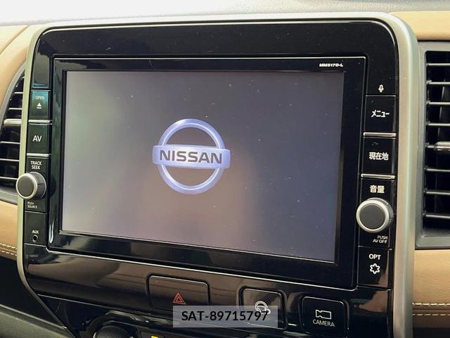 Nissan SERENA 2017-09 8361664-3