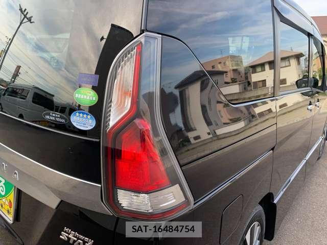 Nissan SERENA 2016-12 8361912-13