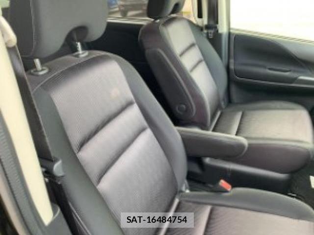 Nissan SERENA 2016-12 8361912-15
