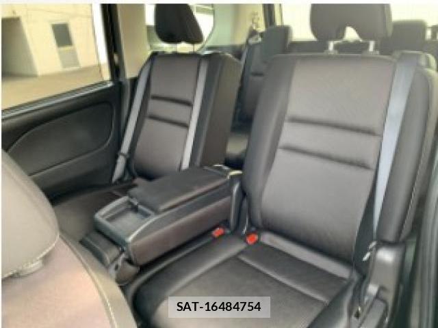 Nissan SERENA 2016-12 8361912-16