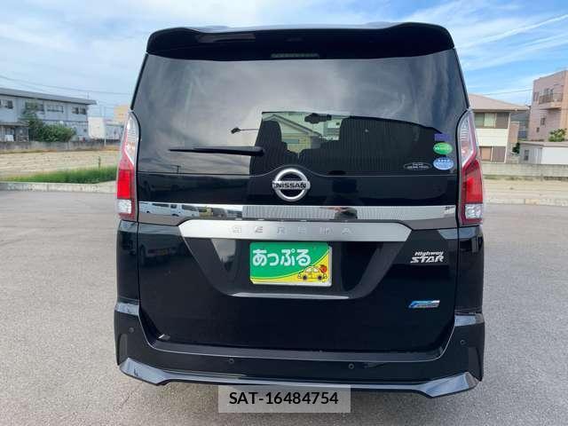 Nissan SERENA 2016-12 8361912-6