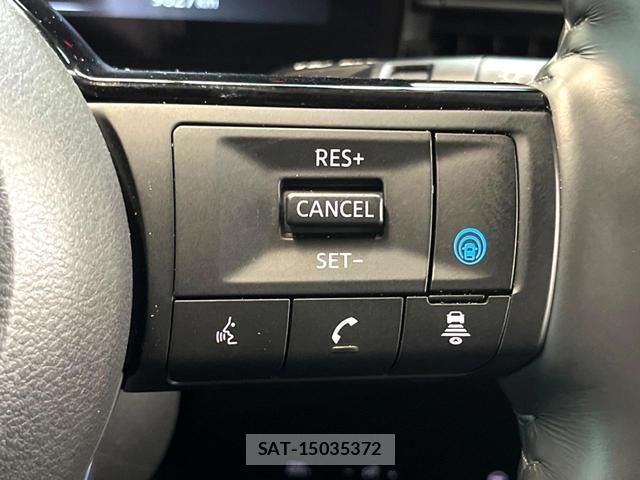 Nissan SERENA 2023-05 8361920-3