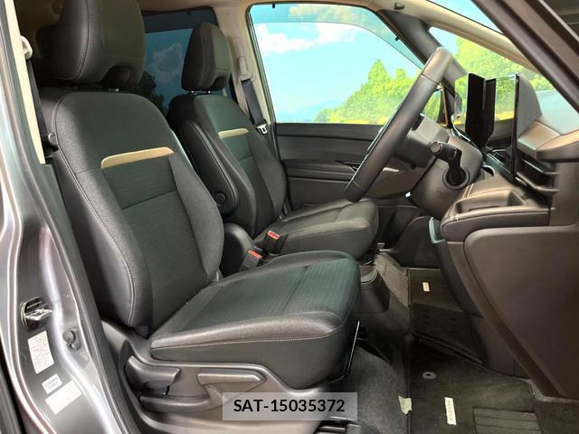Nissan SERENA 2023-05 8361920-7