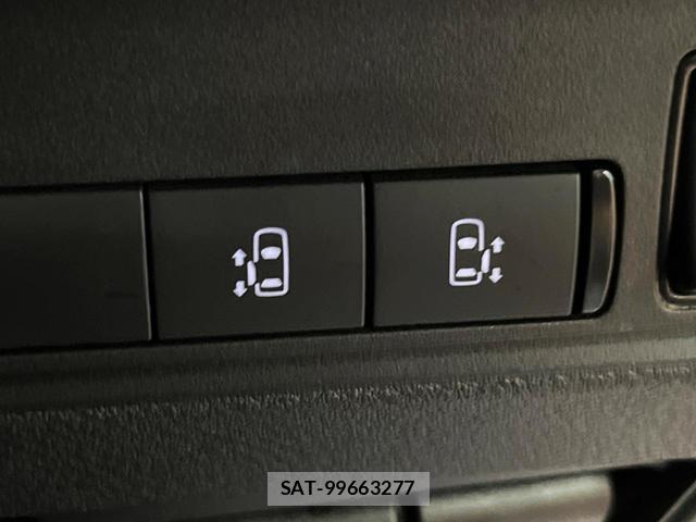 Nissan SERENA 2023-05 8361922-5