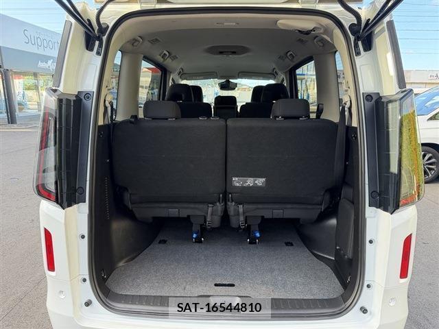 Nissan SERENA 2023-07 8362008-12