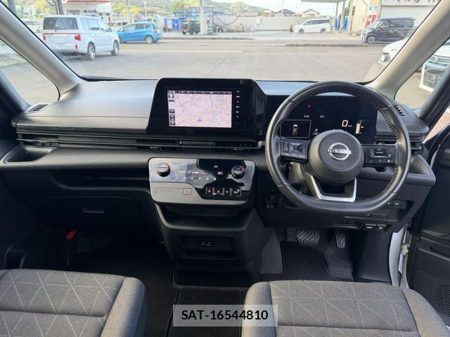 Nissan SERENA 2023-07 8362008-6
