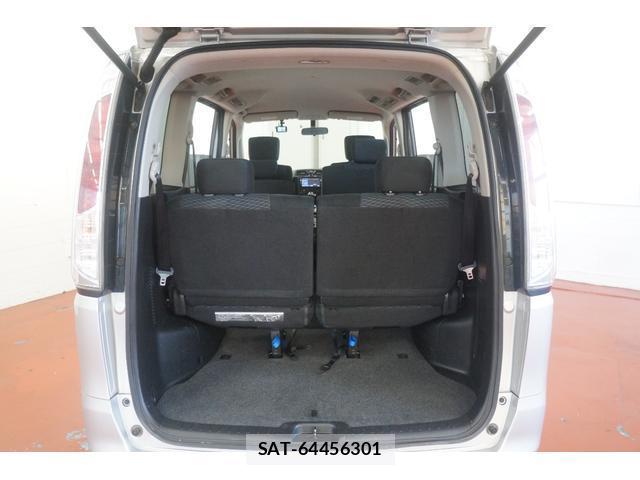 Nissan SERENA 2011-03 8362015-16