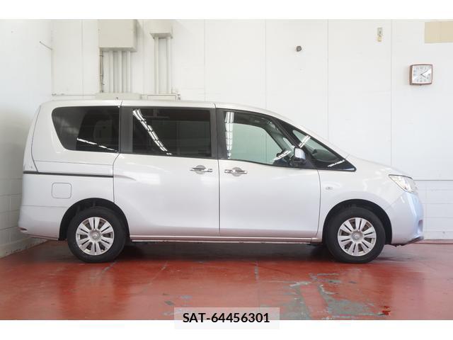 Nissan SERENA 2011-03 8362015-3