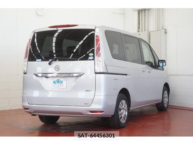 Nissan SERENA 2011-03 8362015-4