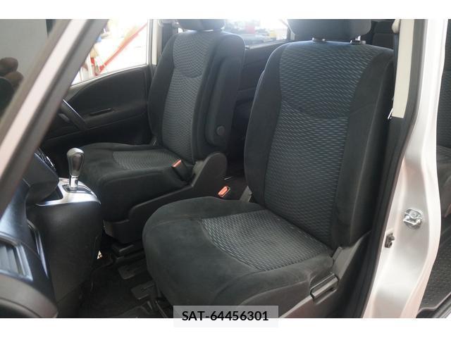 Nissan SERENA 2011-03 8362015-8