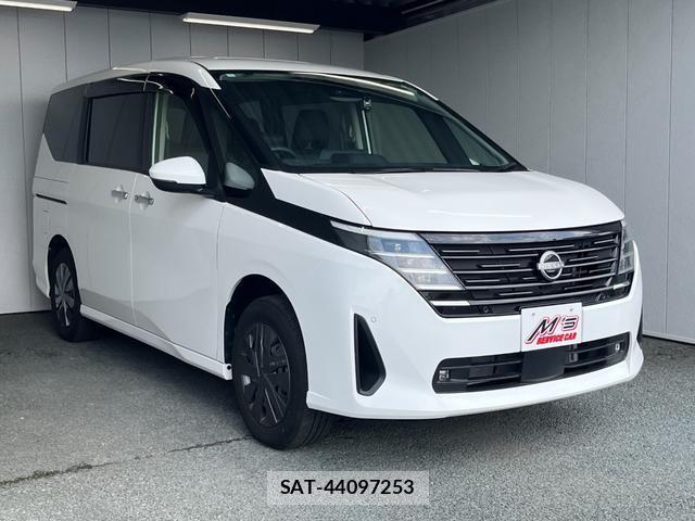 Nissan SERENA 2024-05 8362025-1