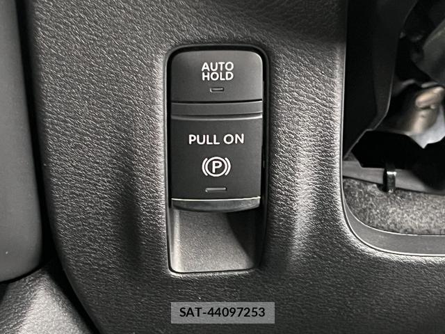 Nissan SERENA 2024-05 8362025-18