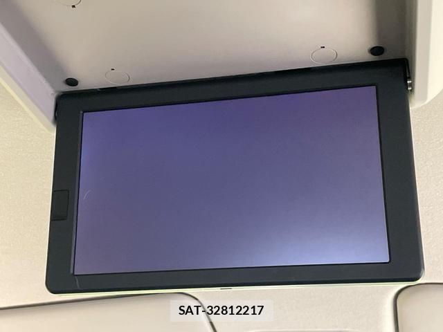 Nissan SERENA 2015-08 8362344-4