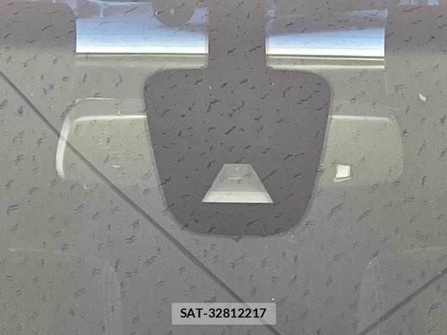 Nissan SERENA 2015-08 8362344-5