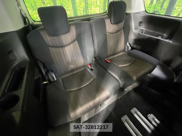Nissan SERENA 2015-08 8362344-9