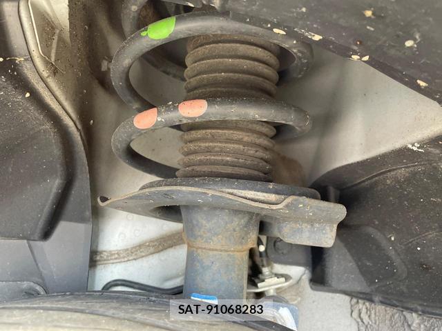 Nissan SERENA 2018-10 8362349-19