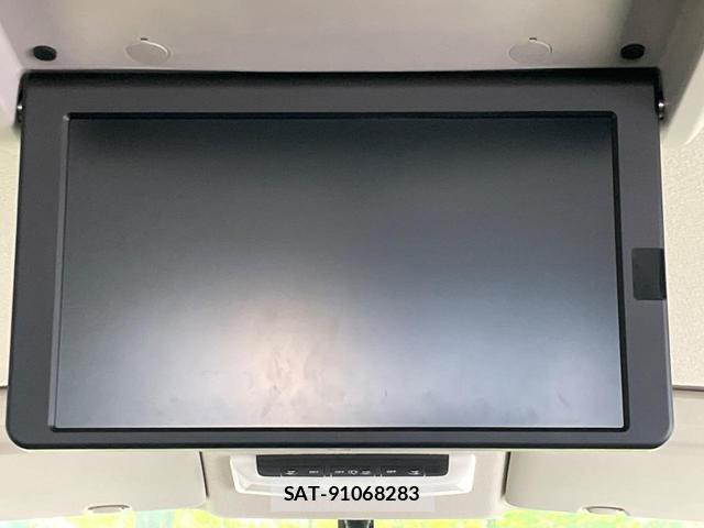Nissan SERENA 2018-10 8362349-3