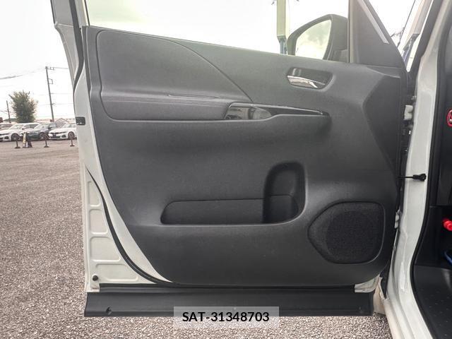 Nissan SERENA 2020-07 8362485-5