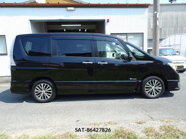 Nissan SERENA 2014-10 8362500-13