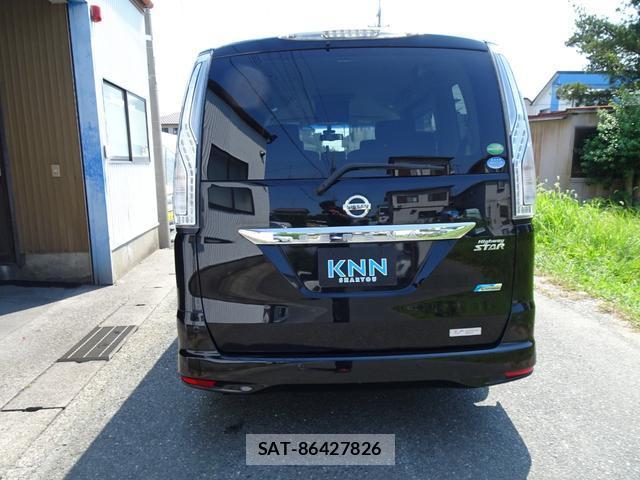 Nissan SERENA 2014-10 8362500-15