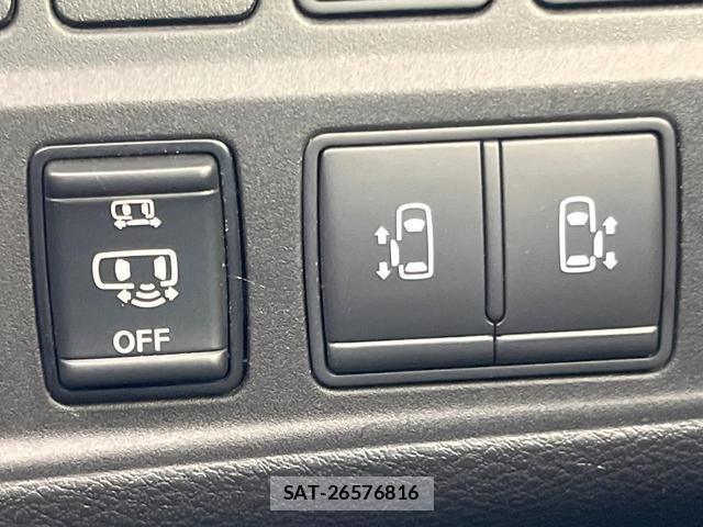 Nissan SERENA 2018-07 8362552-5