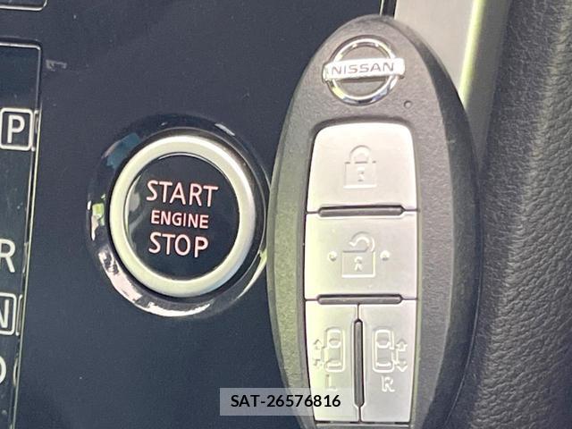 Nissan SERENA 2018-07 8362552-7