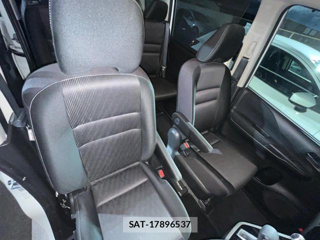 Nissan SERENA 2017-05 8362600-10