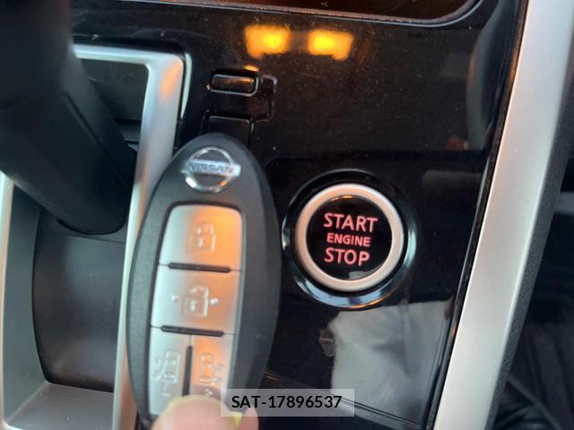 Nissan SERENA 2017-05 8362600-8