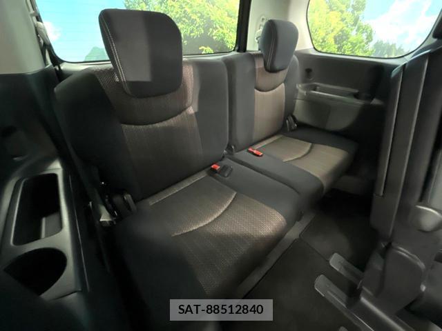 Nissan SERENA 2015-03 8362794-9