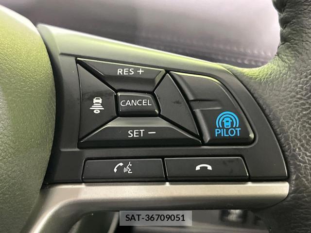 Nissan SERENA 2019-12 8363072-6