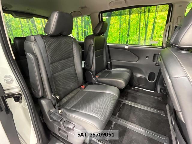 Nissan SERENA 2019-12 8363072-8