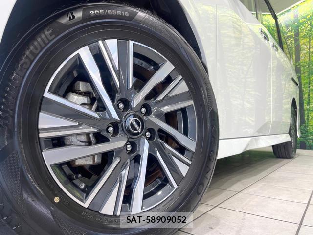 Nissan SERENA 2023-07 8363210-13