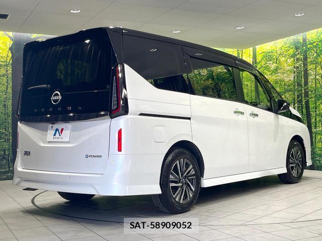Nissan SERENA 2023-07 8363210-17