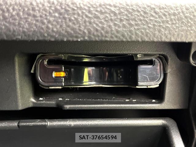 Nissan SERENA 2013-09 8363241-6