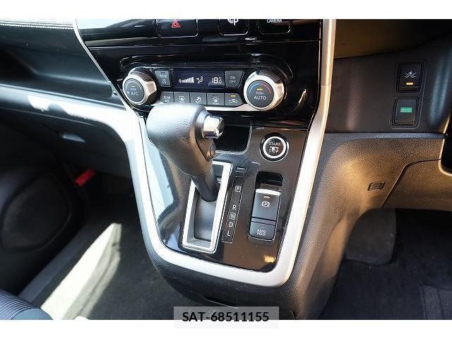 Nissan SERENA 2018-10 8363385-4