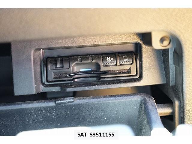 Nissan SERENA 2018-10 8363385-9