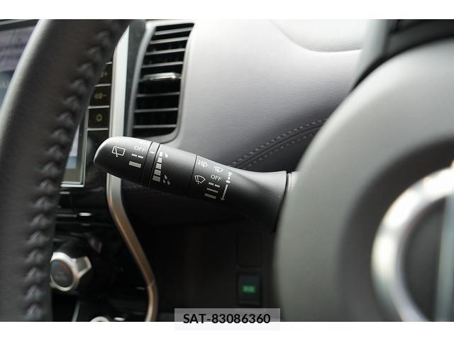 Nissan SERENA 2020-05 8363394-9