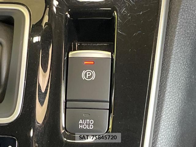 Nissan SERENA 2022-02 8363628-6