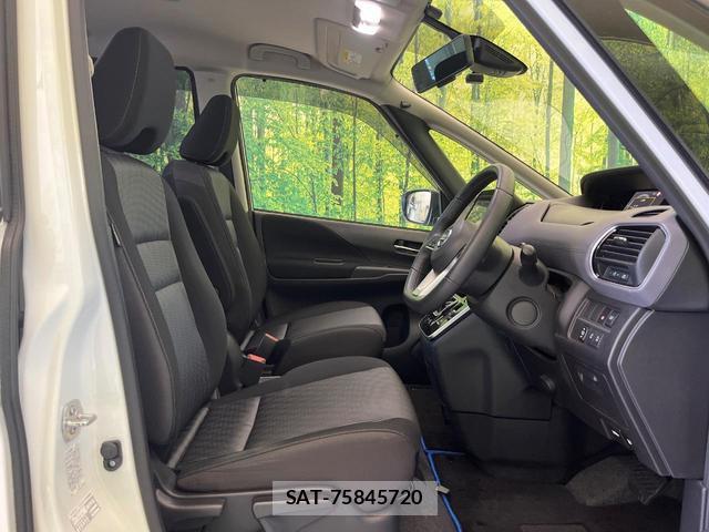 Nissan SERENA 2022-02 8363628-7