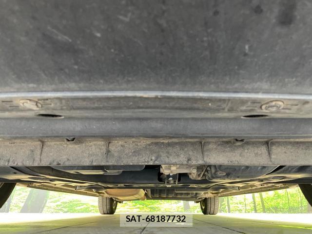 Nissan SERENA 2014-01 8363706-18
